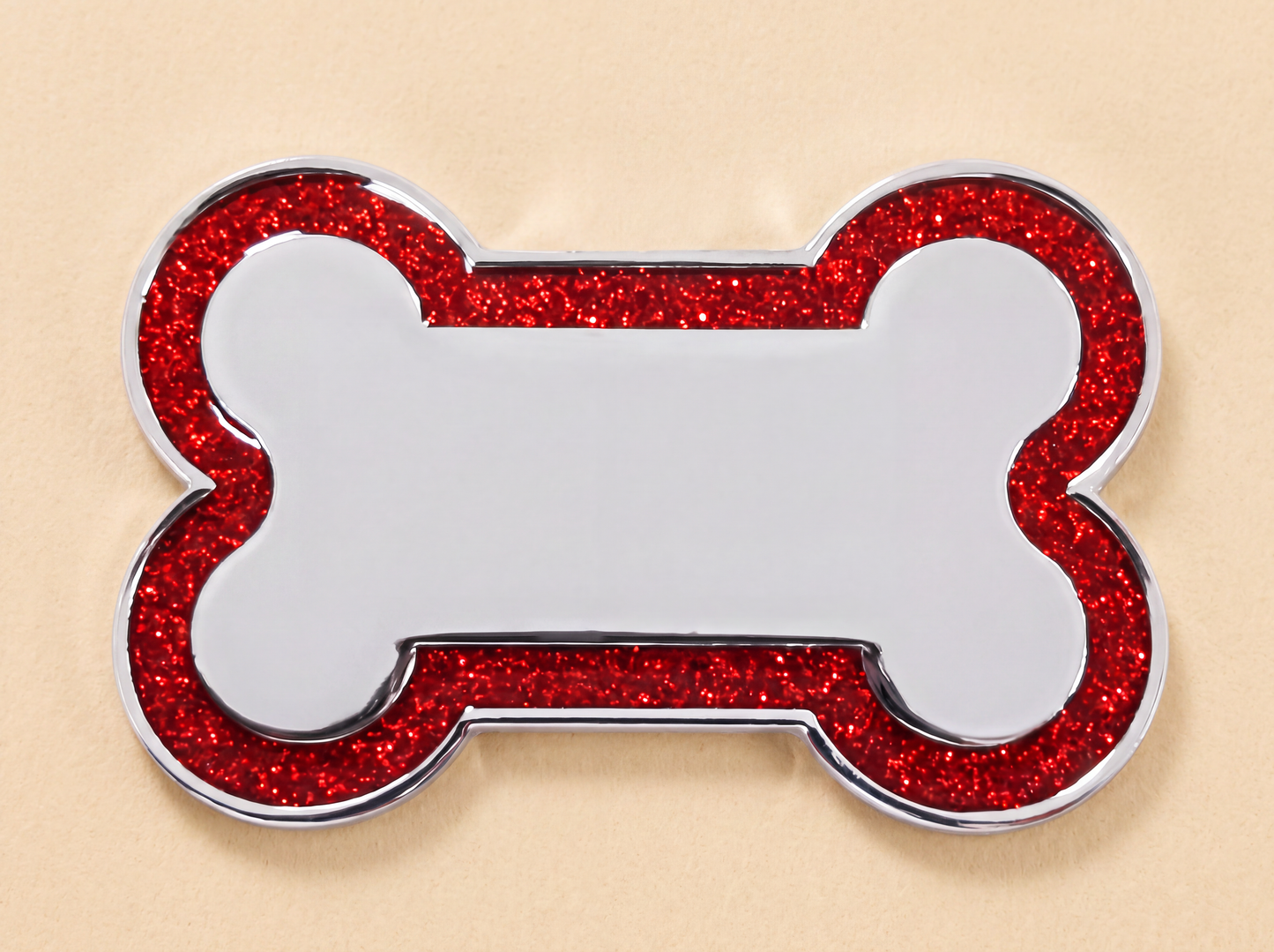 Botvormige hondenpenning met glitterrand en blanco midden, rood